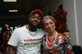 Hoton Davido tare da Matar Atiku